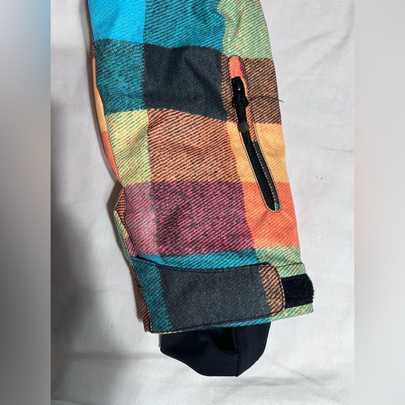 GSOU SNOW Ski Jacket Warm Winter Snow Coat Plaid Unisex Sz M 10K Regular Fit EUC - Picture 8 of 10